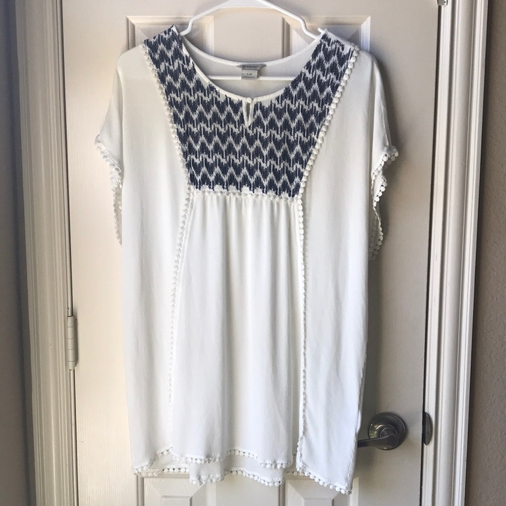 Ariat Tunic, White with Navy Embriodery